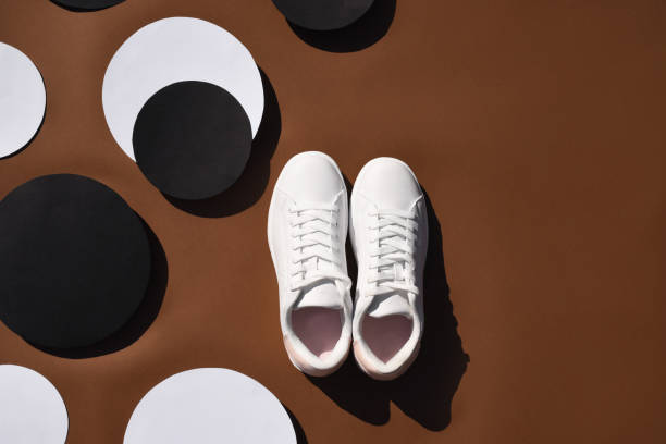 The Art of Wearing Leather Sneakers: A Guide to Effortless Style