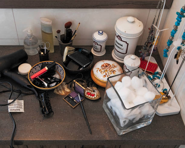 Strategic Pathways for the Intermediate Collector