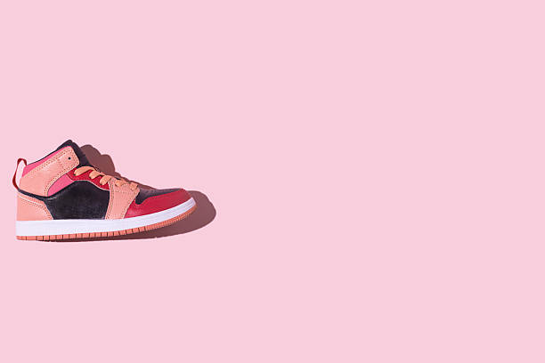 Sneakerholic: Your Gateway to the Latest Sneaker Releases