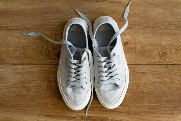 The Definitive Guide to Crease Prevention: Storing and Wearing Without Damage