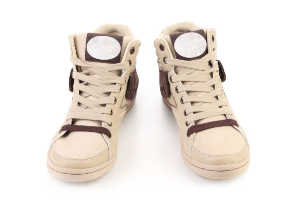 Zendaya’s Vintage Sneaker Obsession: A Masterclass in Retro Styling