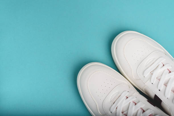 The Art of Transitioning Sneaker Colorways from Spring Pastels to Fall Earth Tones