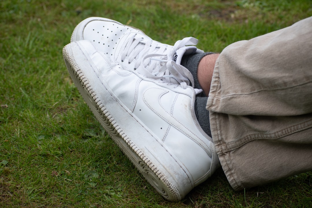 Balancing Proportions: How to Style Baggy Jeans and Slim Sneakers