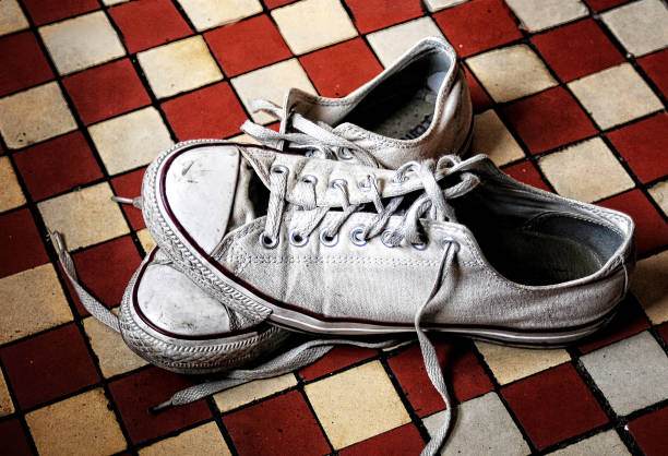 The Minimalist Blueprint: How the Chuck Taylor All Star’s Canvas Construction Defined an Era of Sneaker Design
