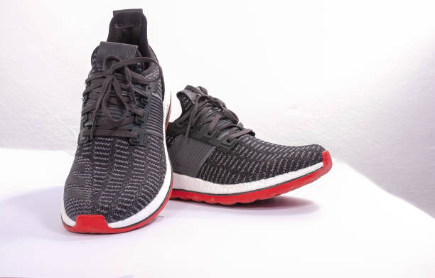 The Science of Mesh: How Breathable Uppers Revolutionized Sneaker Performance