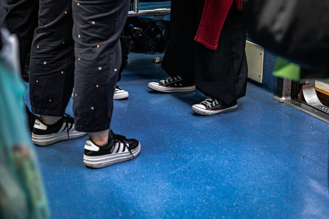 The Adidas Superstar and the Birth of a Cultural Movement: From Basketball Courts to Hip-Hop Legends